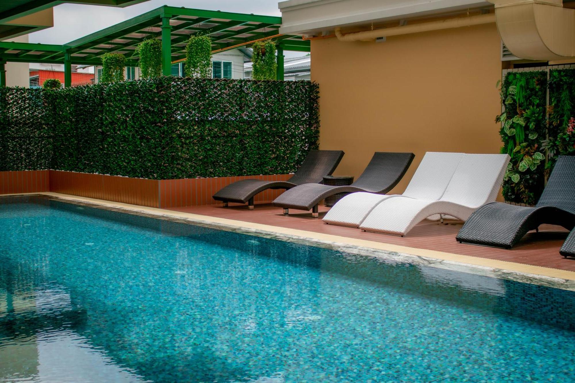 Siri Grand Bangkok Hotel 외부 사진