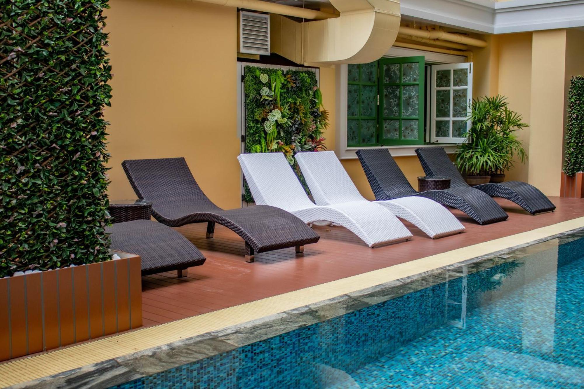 Siri Grand Bangkok Hotel 외부 사진