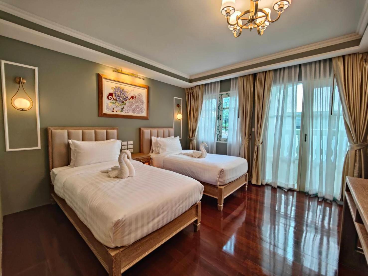 Siri Grand Bangkok Hotel 외부 사진