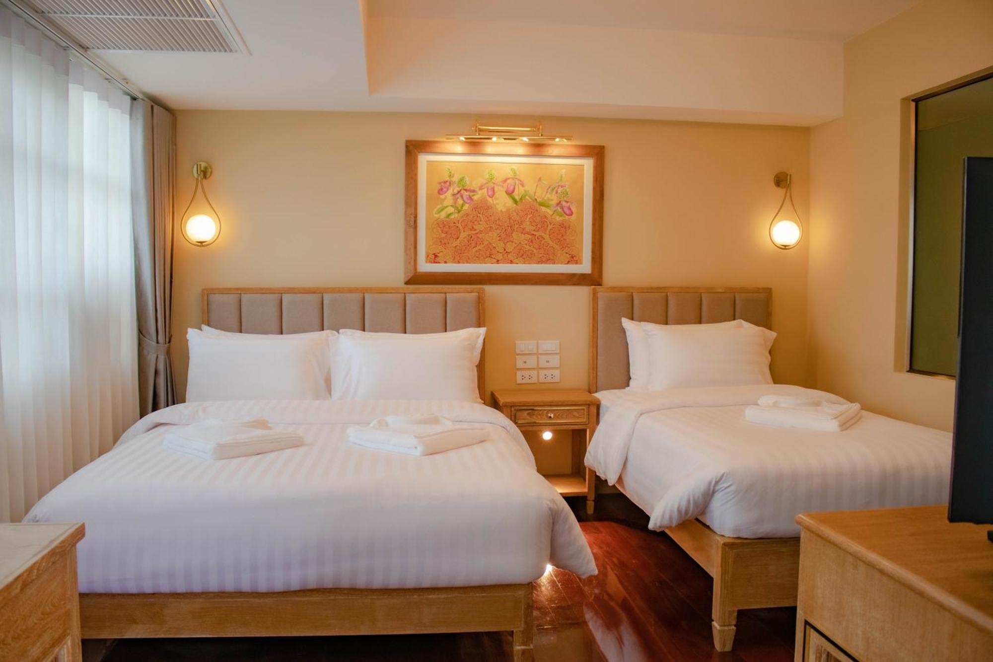 Siri Grand Bangkok Hotel 외부 사진