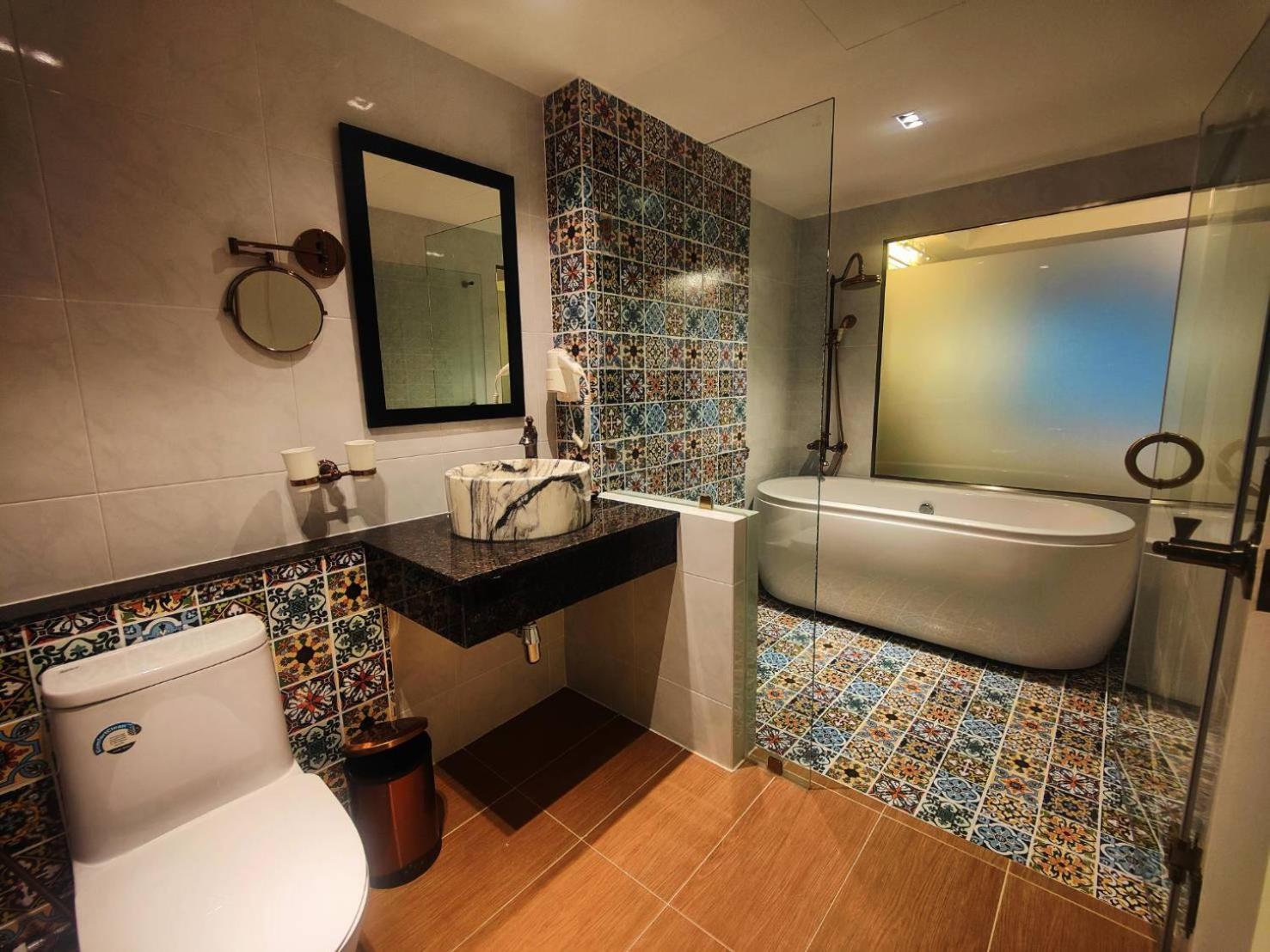 Siri Grand Bangkok Hotel 외부 사진